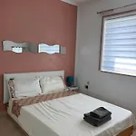 Claureece Court Mgarr شقة