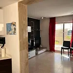 Claureece Court Mgarr شقة L-Imgarr