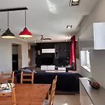 Claureece Court Mgarr Lejlighed L-Imgarr