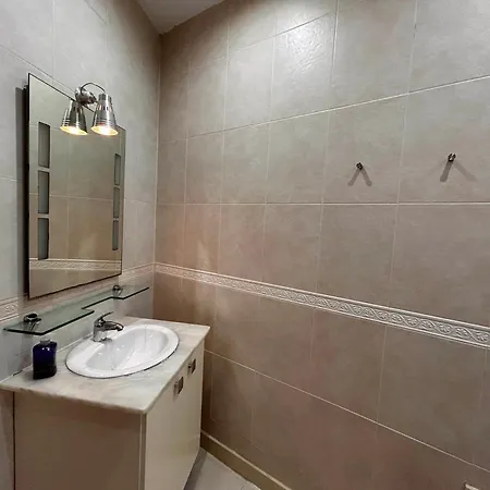 Claureece Court Mgarr * L-Imgarr