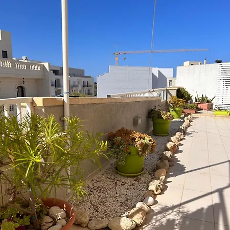 Claureece Court Mgarr Apartment L-Imgarr