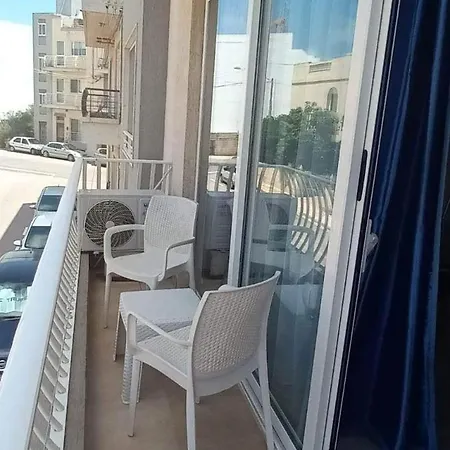 Claureece Court Mgarr * L-Imgarr