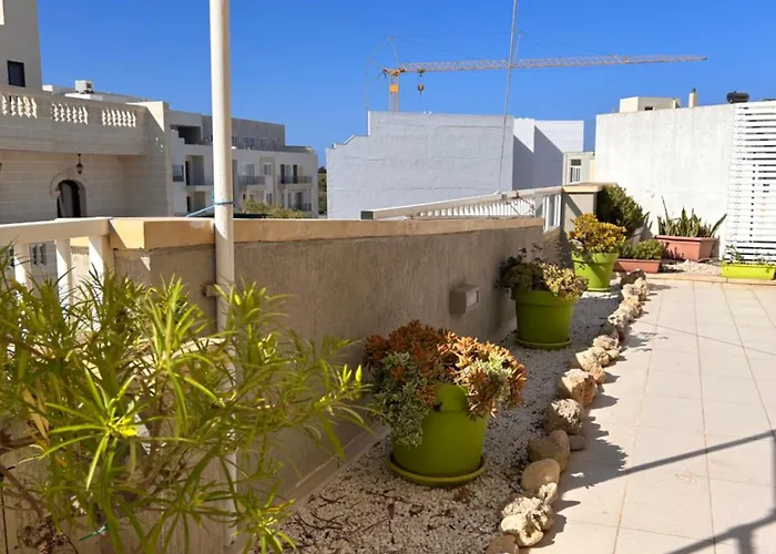 Claureece Court Mgarr Apartamento L-Imgarr